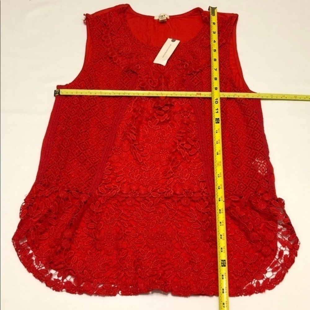 Anthropology Tiny Red Lace Sleeveless Tops - Picture 9 of 10